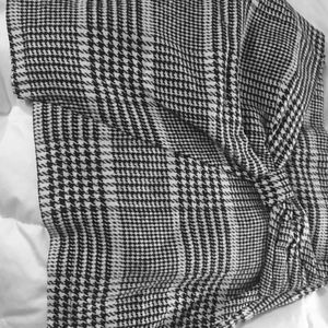 Mini bl and wh check Tweed skirt never worn